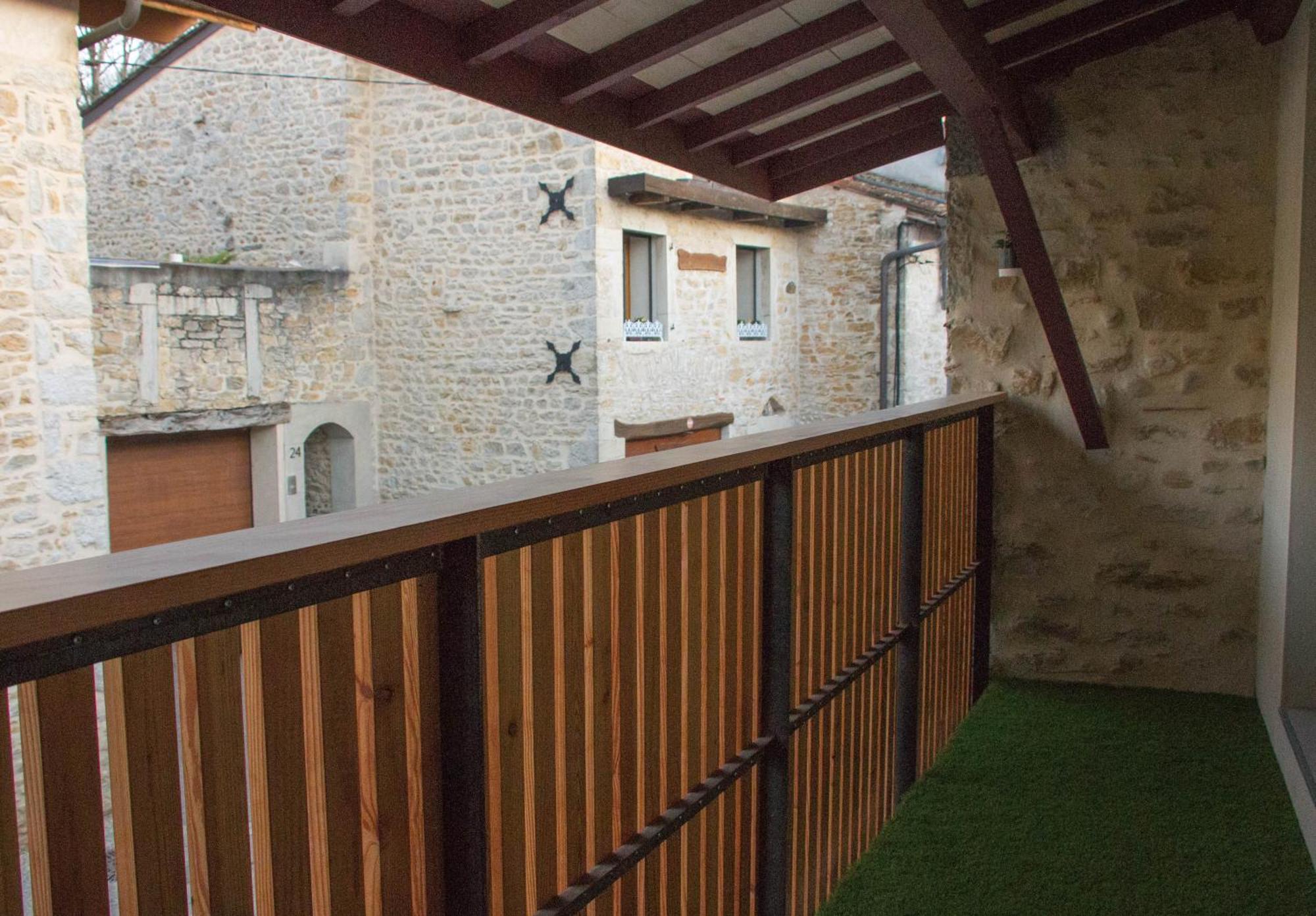 Gite - Quartier Ancien Amberieu-en-Bugey Luaran gambar