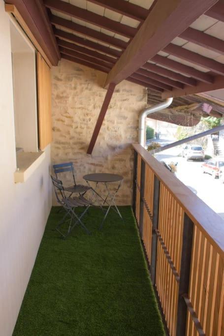 Gite - Quartier Ancien Amberieu-en-Bugey Luaran gambar